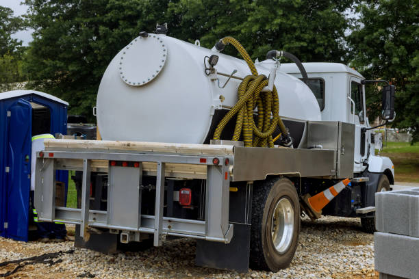 Portable Toilet Options We Offer in Tallmadge, OH